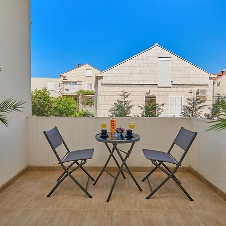 The Monroe - Stylish 2 Bd Apartment In Villa Orsan Dubrovnik Bagian luar foto